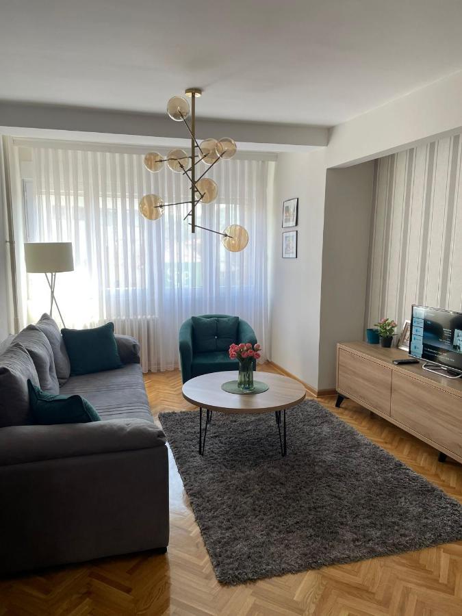 Apartman Filip Lux City Center Novi Pazar Eksteriør billede