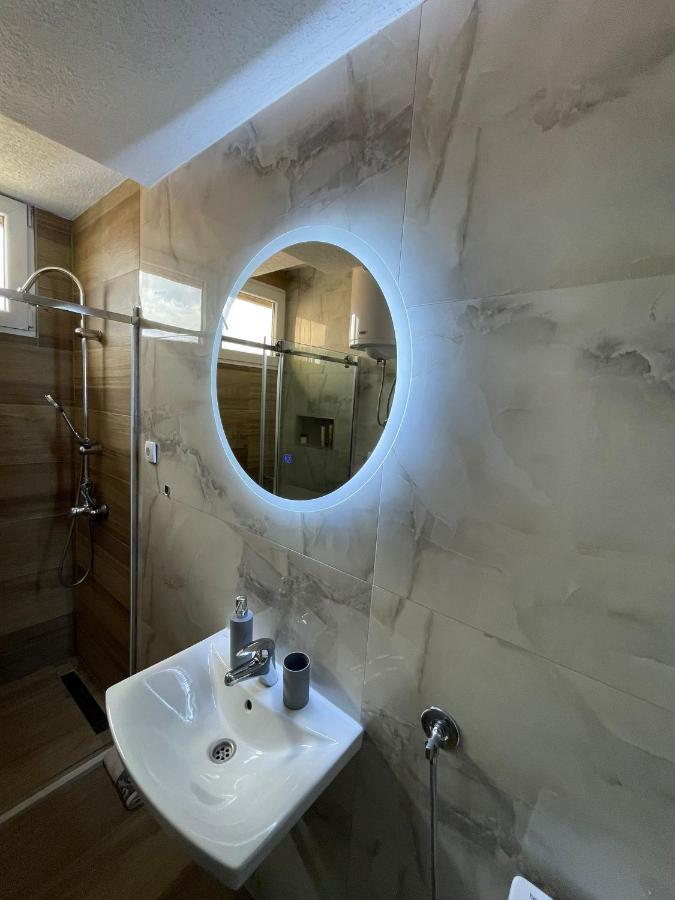 Apartman Filip Lux City Center Novi Pazar Eksteriør billede