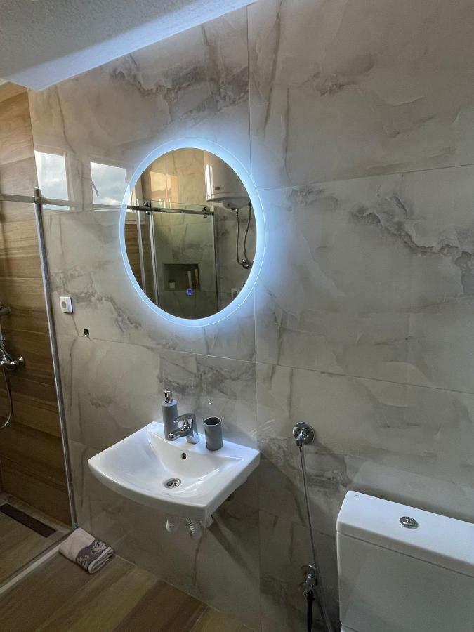 Apartman Filip Lux City Center Novi Pazar Eksteriør billede