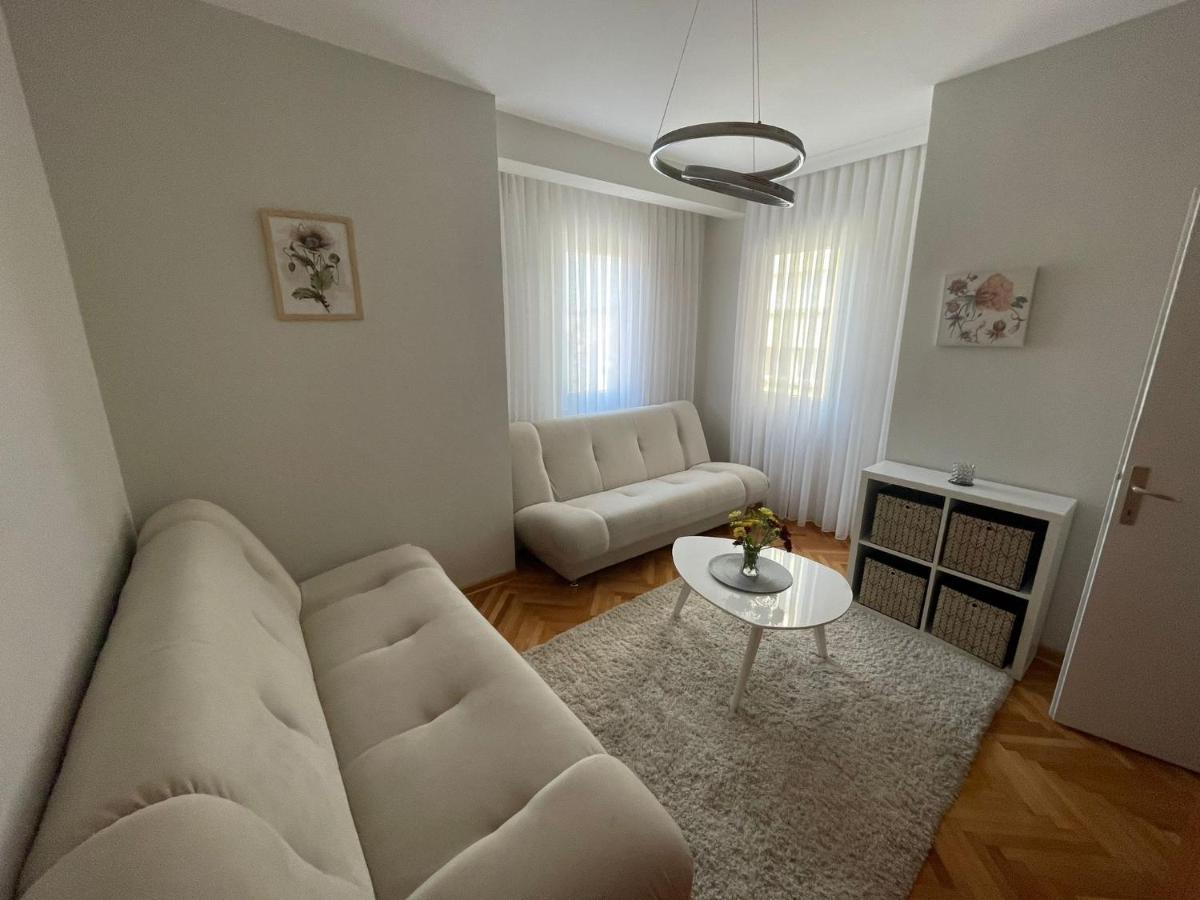 Apartman Filip Lux City Center Novi Pazar Eksteriør billede